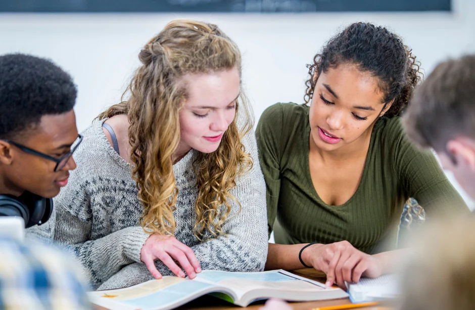Каникулярная программа в Сингапур для 12-18 лет | Средняя школа IB (6 и 10 классы)
